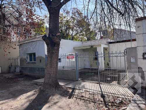 Terreno Venta Mariano Moreno, 260 M2 (13 X 20) Con Casa Vieja