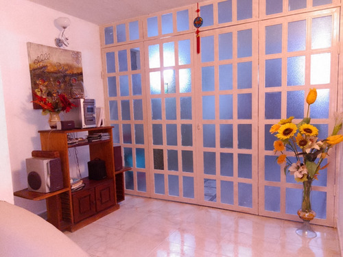Imagen 6 de 18 de Acogedor Chalet En Los Portales Ii, Nueva Casarapa, Guarenas, Estado Miranda. Yh