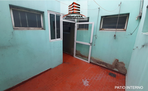 Venta Con Renta Departamento 3 Ambientes 178 M2 Con Patio Y Jardin (tipo Casa) - Caseros