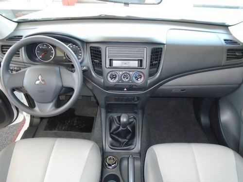 Imagem 4 de 11 de Mitsubishi L200 All New Triton Sport Gl 2.4 Mec., Mit0007