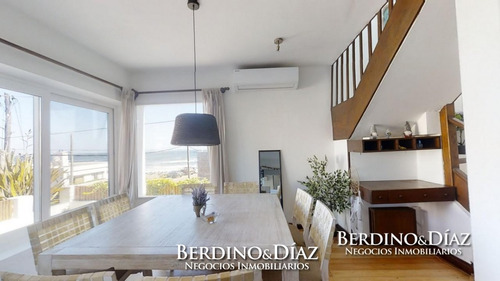 Moderna Residencia En La Posta Del Cangrejo- Ref: 640