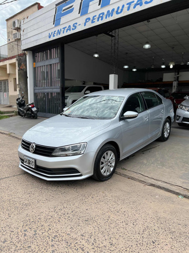 Volkswagen Vento 2.0 Advance 115cv Summer Package