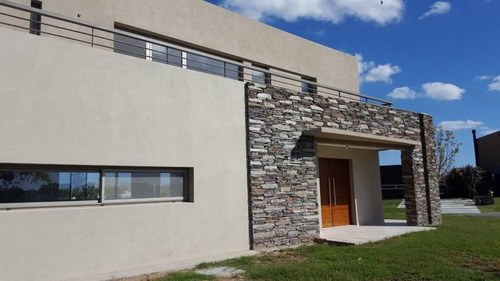 Casa - El Canton