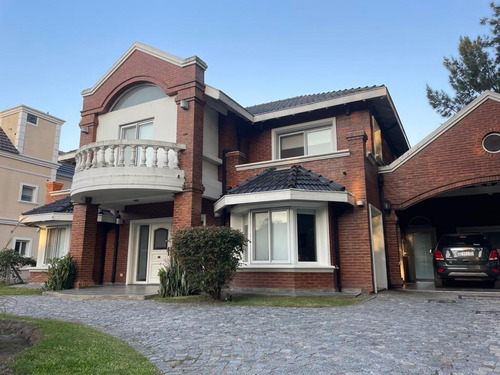 Imagen 2 de 30 de Casa - Campos De Alvarez