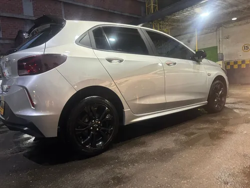 Chevrolet Onix 1.0T Rs Mt