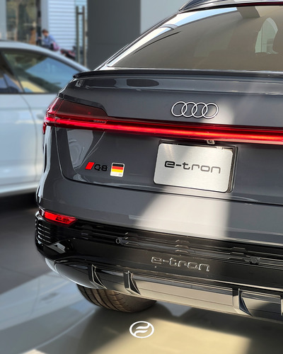 Audi Q8 Sportback E-Tron 0.0 55 E-Tron S-Line Quattro