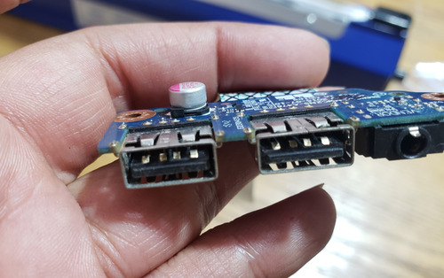 Puerto Usb Y Audio Lenovo 300-15ibr E230435 (Usado)