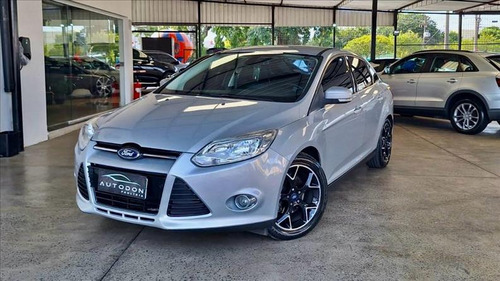 Ford Focus Sedan Titanium 2.0 Flex Automático 2014