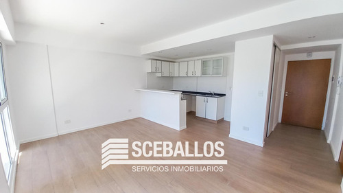 Departamento En  Venta Dos Ambientes Con Balcon En Florida Mitre