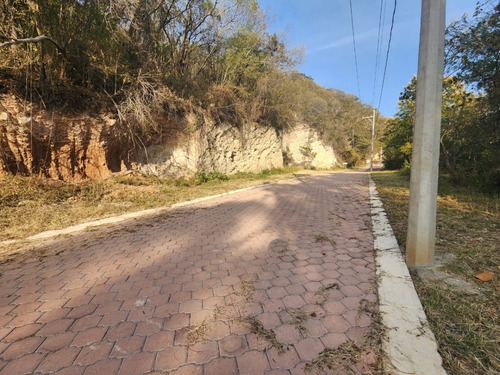 Ventla Lote Gladiola 27 En Calle Privada Con Todos Los Servicios Y Vistas Panorámicas Al Paisaje En Nueva Zona Fracc Rancho San Diego Ixtapan De La Sal Edomex