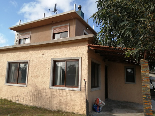 Casa De Alquiler En Rambla Parque Del Plata,