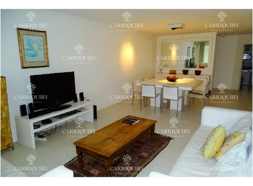 Lindisimo Decorado Piso Alto Con Todos Los Servicios