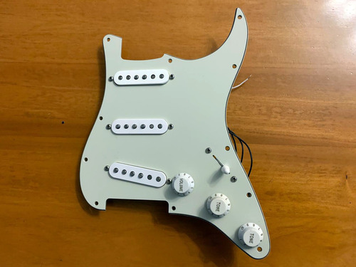 Pastillas Fender V-mod 1 - American Professional - Pickguard