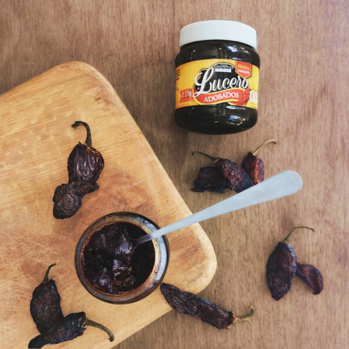 2 Piezas Chiles Chipotles Adobados Lucero