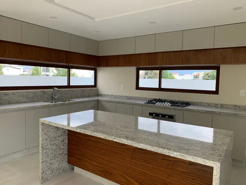 Casa En Venta En Condado Del Valle, Metepec, México