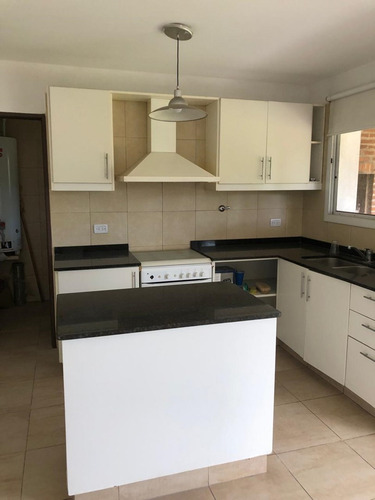 Casa En Venta En Altos Del Golf, Pilar, G.b.a. Zona Norte