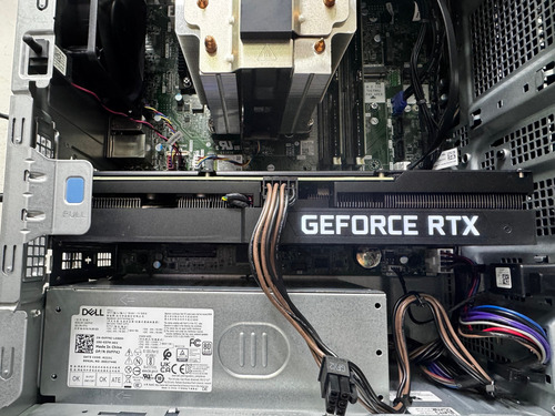 Dell Optiplex 7000 I5-12600k 32gb Ssd 1tb Tv Rtx 3070 8gb . 1 Tb 32 Gb Dell Rtx 3070 8gb (Reacondicionado)