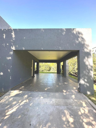 Venta De Casa Barrio Privado Altos Del Sol
