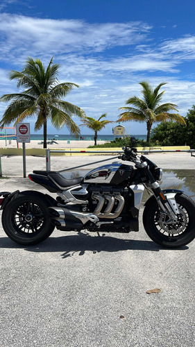 Triumph Rocket 3 R Chrome Es