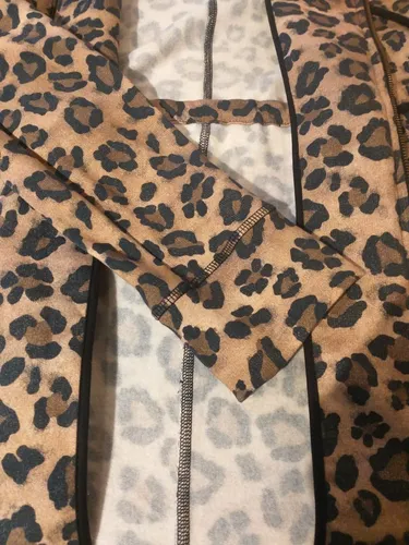 Parka Campera Mujer Ajustable Wanama Animal Print Rush