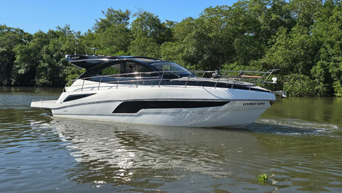 Solara 410 Ht + Parelha Mercruiser 6.2 300 Hp B3 Axius