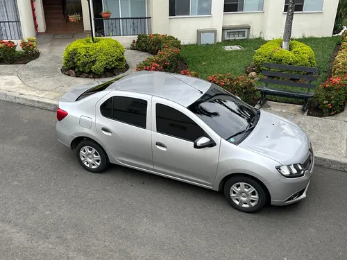 Renault Logan 1.6 Dynamique