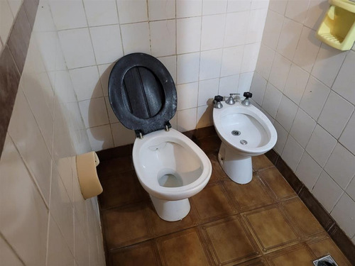 Oportunidad!esquina De 440m2 Apta Varios Destinos. Ideal Habitaciones Para Alquilar