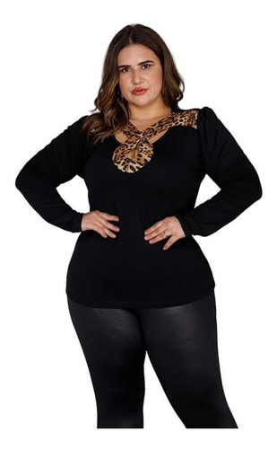 Blusa Feminina Lisa Plus Size Com Detalhe Frontal Estampado
