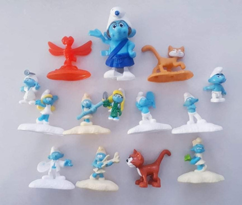 Coleccion De Familia Pitufos Mcdonald's Y Huevo Kinder C7 (Usado)