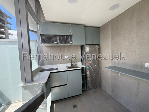 Oficina Comercial En Alquiler Las Mercedes Mls #25-11384