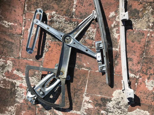 Juego De Elevadores Delanteros Corsa 2004 A 2011 Manuales (Usado)