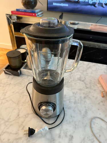 Licuadora De Vaso Atma Pro Li8450ap 500w Jarra Vidrio Inox Plateado (Usado)