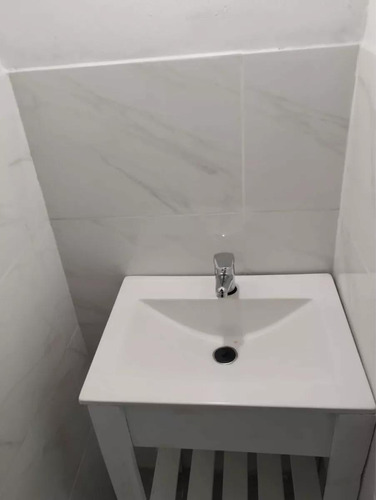 Casa En Venta - 3 Dormitorios 2 Baños - 360mts2 - Ezeiza
