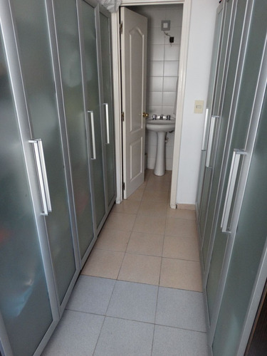 Imagen 27 de 30 de Apartamento En Venta Sobre Rbla. Con Vistas Al Mar, 3 Dormitorios, Parrillero De Uso Esclusivo Y Servicio 2 Garajes