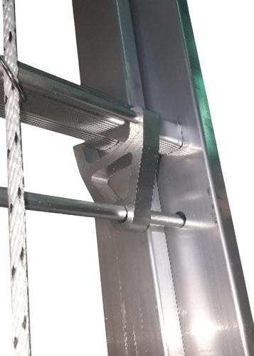 Escalera De Aluminio Extensible 14+14 Escalones