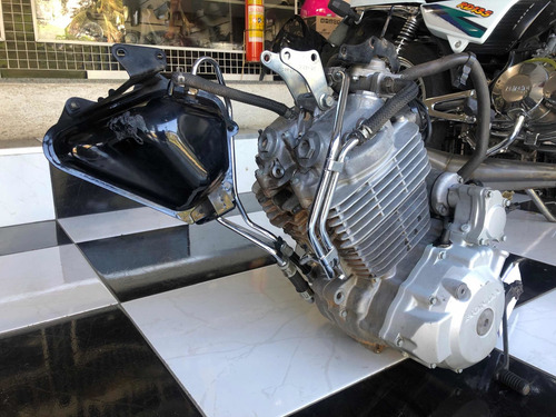 Imagem 6 de 8 de Motor Honda Nx 400 Falcon 2007 C/ Nota Fiscal E Baixa Detra