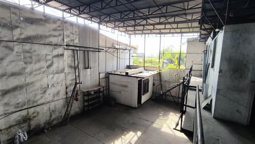 Local Comercial En Arriendo En Estación Central