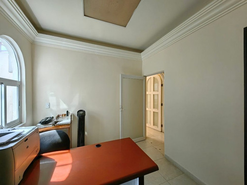 Casa 281m2 / 5r / 4b