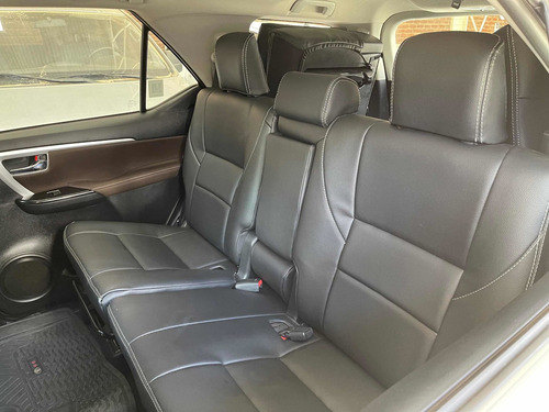Toyota Fortuner Full Mt