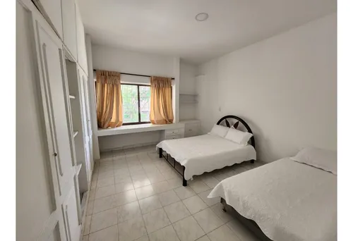 Venta Casa De 520mts2 En Ciudad Jardín, Sur De Cali 8850.