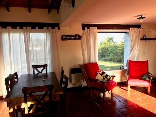 Imagen 8 de 13 de Venta De Vivienda En Barrio Las Lagunitas - Viv0163