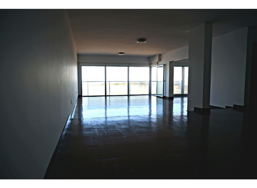 Imagen 5 de 16 de Apartamento De 3 Dormitorios - Pocitos Nuevo Venta O Alquiler