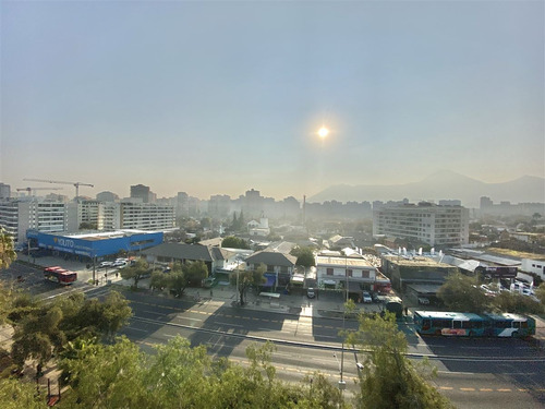 Metro Hernando Magallanes/ Vista Despejada/ Las Condes