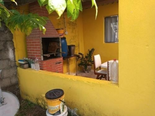 Imagem 5 de 14 de Ótima Casa Em Mongaguá Com Quintal Amplo Perto De Comércios