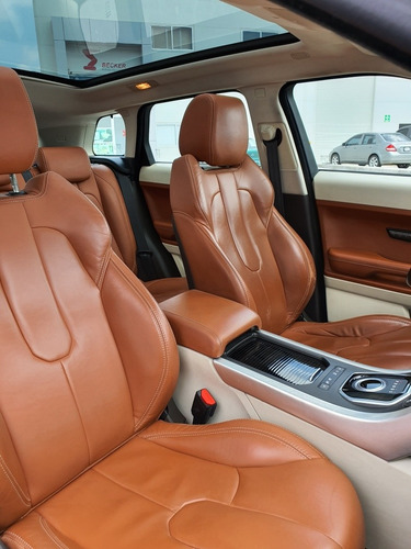 Imagen 14 de 15 de Land Rover Evoque 2015 2.0 Prestige At