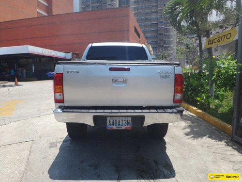 Imagen 5 de 14 de Toyota Hilux Kavak 4x4