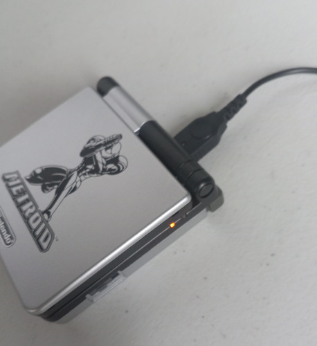 Game Boy Advance Sp Con Carcasa Metroid Y Pantalla Ips (Usado)