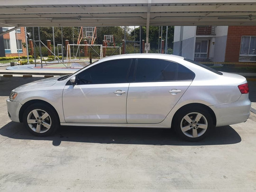 Volkswagen Nuevo Jetta Nf Aut Full Equipo
