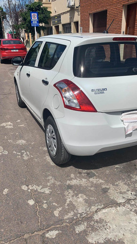 Suzuki Swift Swift 1.2 Full Go