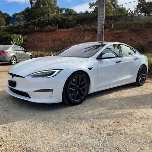 Tesla Model S Elétrico Plaid